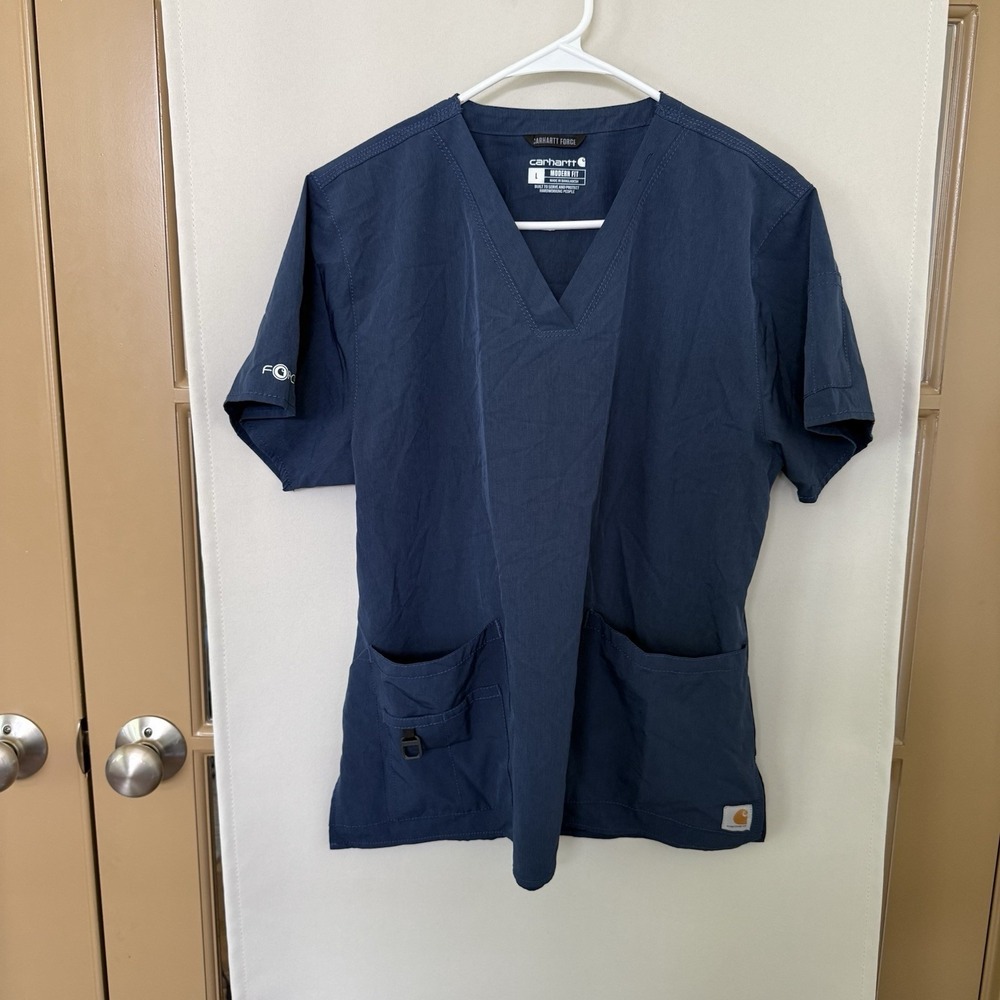 Carhartt Force Womens Large Modern Fit Navy Blue Short Sleeve V-Neck Scrub Shirt
